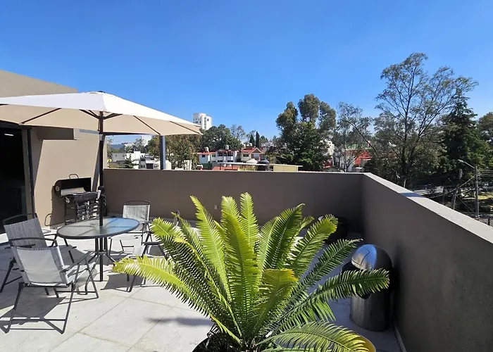 Apartment R06 At Itesm Cem Full Services, Shared-kitchen, Fridge ,laundry, Smart Tv, Parking, Balcony Mexico City
