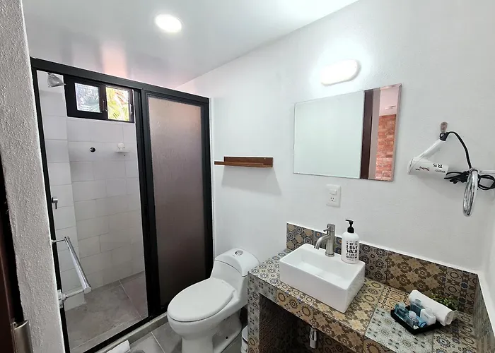 R06 At Itesm Cem Full Services, Shared-kitchen, Fridge ,laundry, Smart Tv, Parking, Balcony *