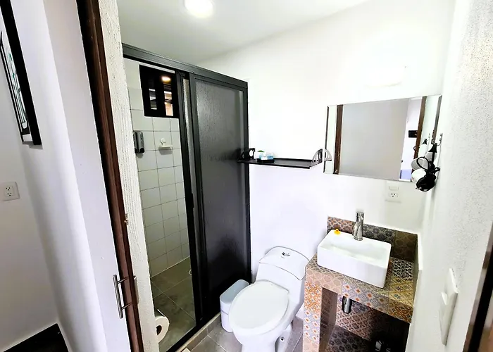 R06 At Itesm Cem Full Services, Shared-kitchen, Fridge ,laundry, Smart Tv, Parking, Balcony Apartment