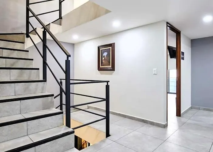 Apartment R06 At Itesm Cem Full Services, Shared-kitchen, Fridge ,laundry, Smart Tv, Parking, Balcony *